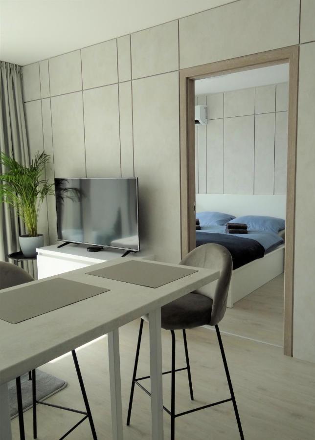 Top Urban Apartment - Free Parking, Green Energy, Modern Style Bratislava Exteriér fotografie